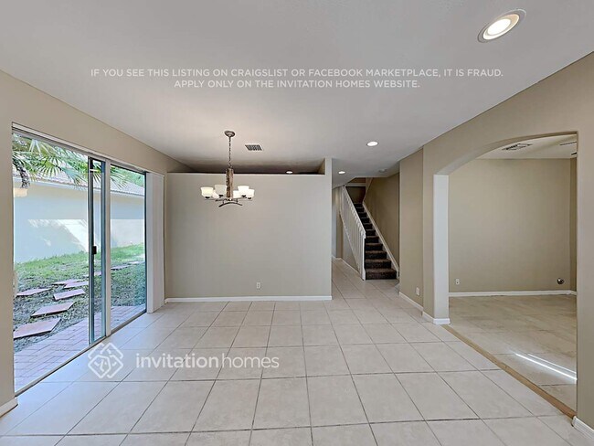 Foto del edificio - 5821 NW 122nd Way