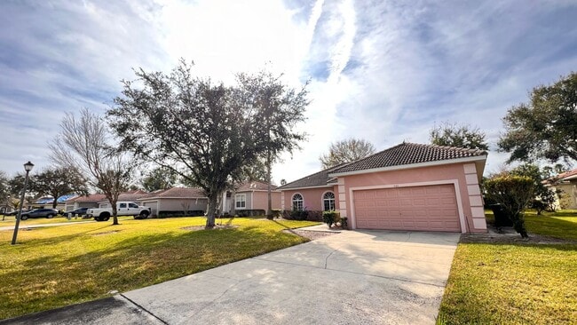 Building Photo - BEAUTIFUL 4 bedroom in Poinciana!!