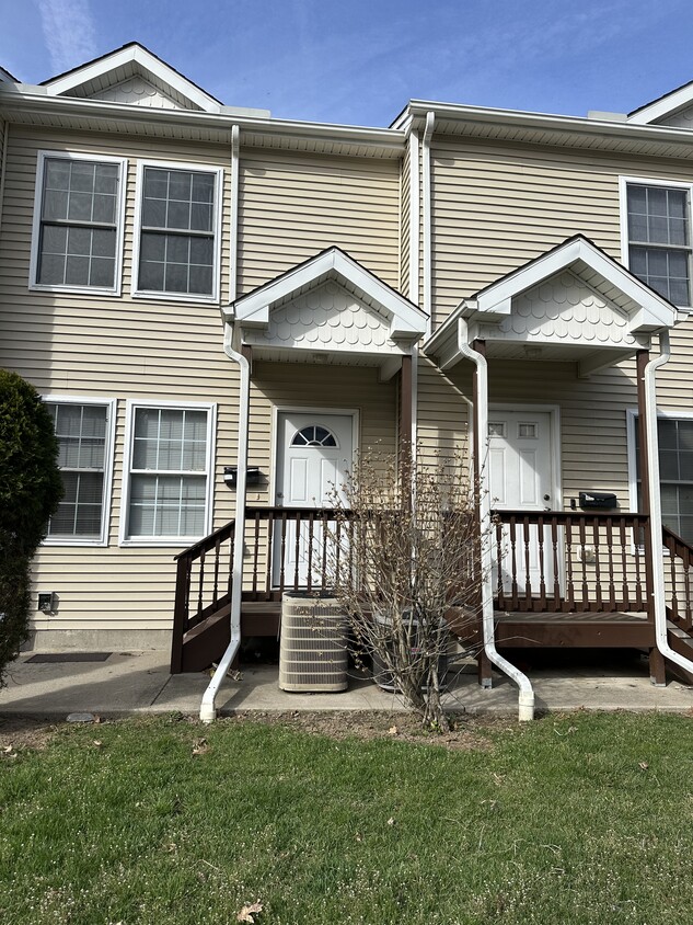 120 Sylvan Ave, Waterbury, CT 06706 Townhome Rentals in Waterbury CT