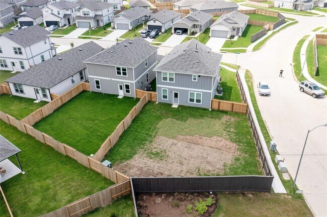Foto del edificio - 23422 Honey Spade Rd
