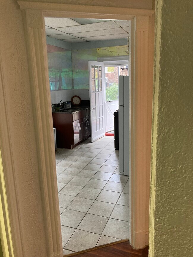 kitchen view from hallway - 739 E 5th St