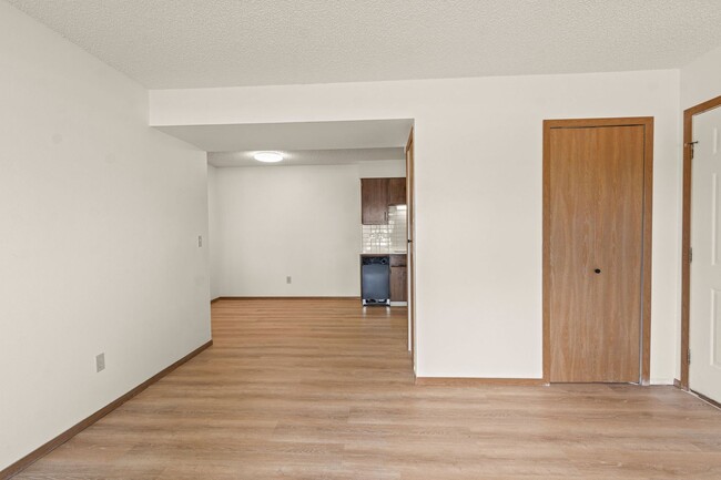 Foto del edificio - Discover Your New Home: 2-Bedroom, 1-Bathr...