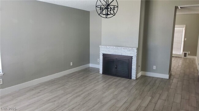 Building Photo - 1308 Wintergreen Dr