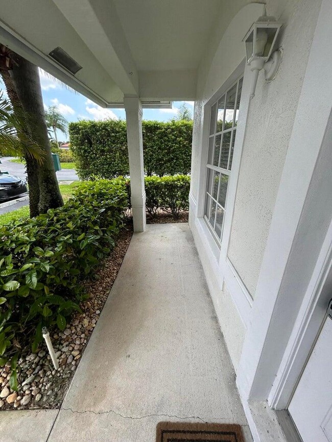 Foto del edificio - 13519 Fountain View Blvd