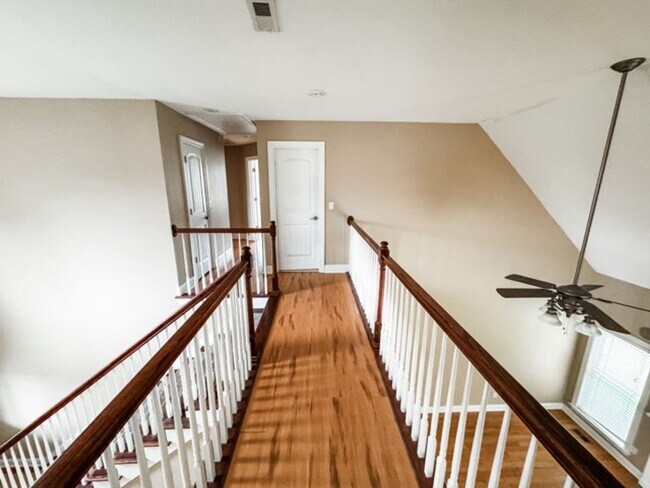 Foto del edificio - 4 bedroom 2.5 bath home in The Arbor's Sub...