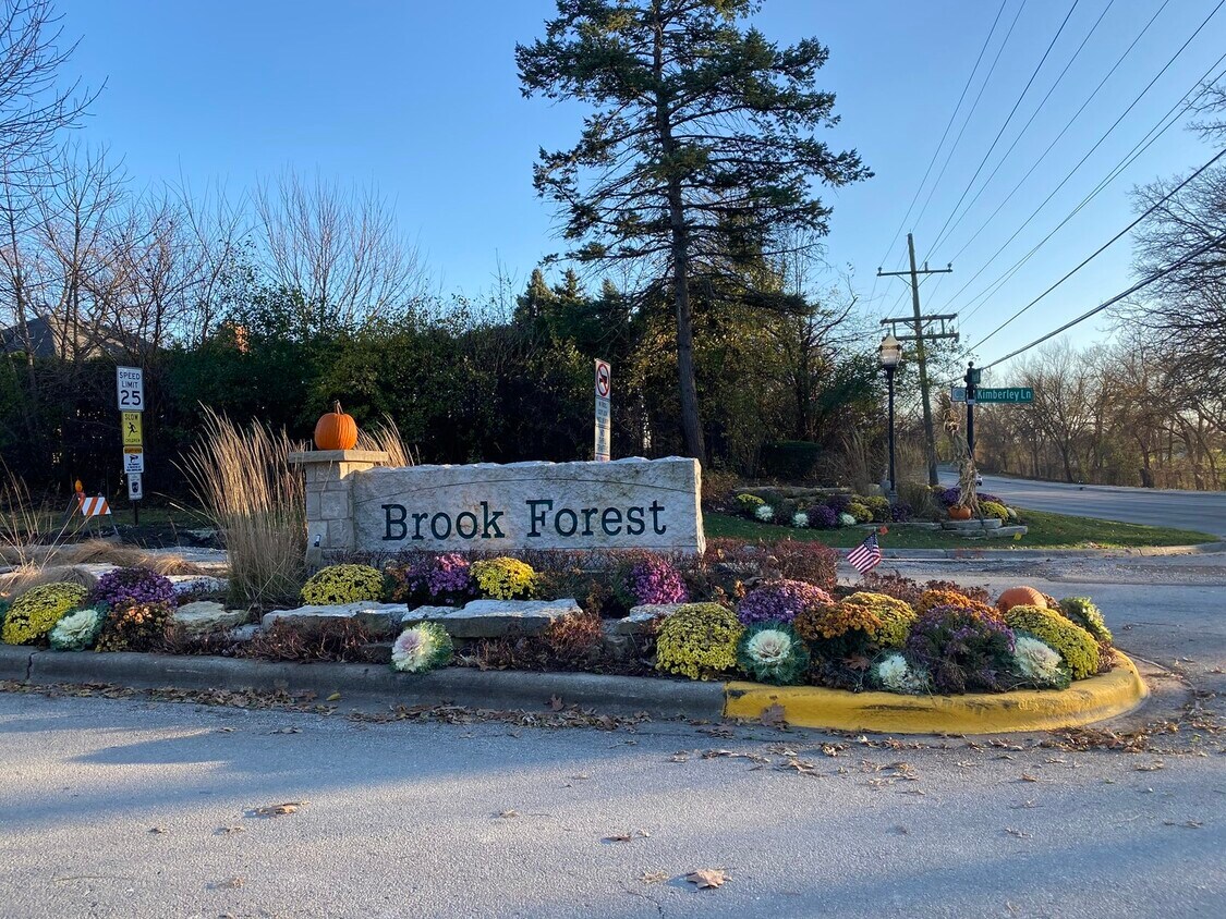 Foto principal - 48 Kingston Dr