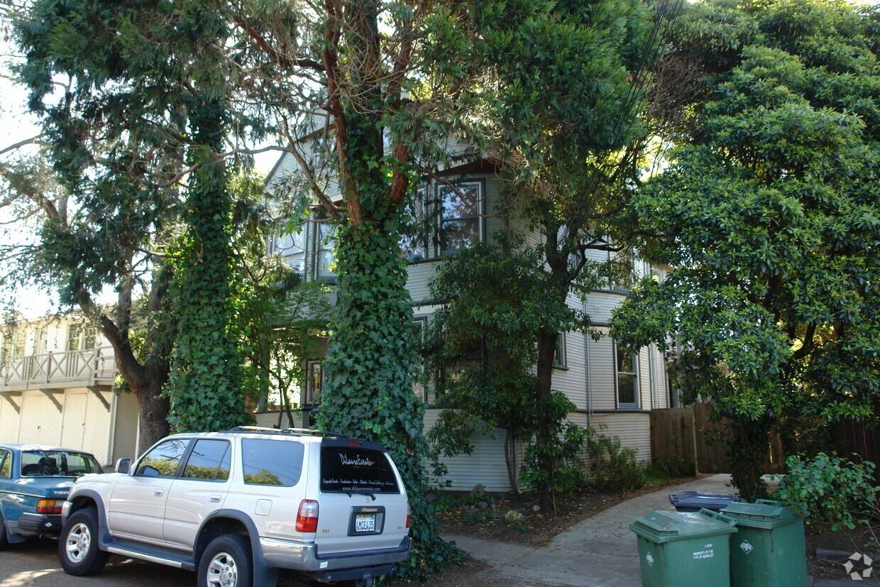 Building Photo - 1734 Allston Way