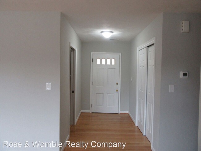 Building Photo - 3 br, 2 bath House - 212 Hallbridge Dr