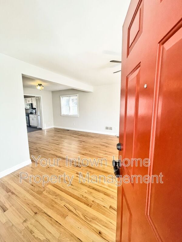 Foto del edificio - 652 Berne St SE