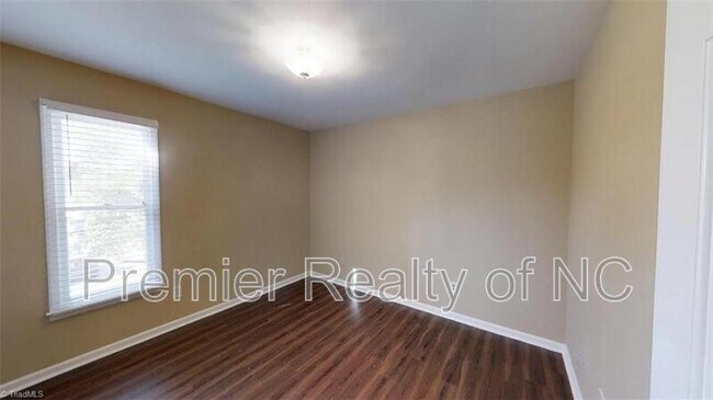 Foto del edificio - 1042 Rock Knoll Ct