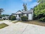 Foto principal - 1141 W Bank St