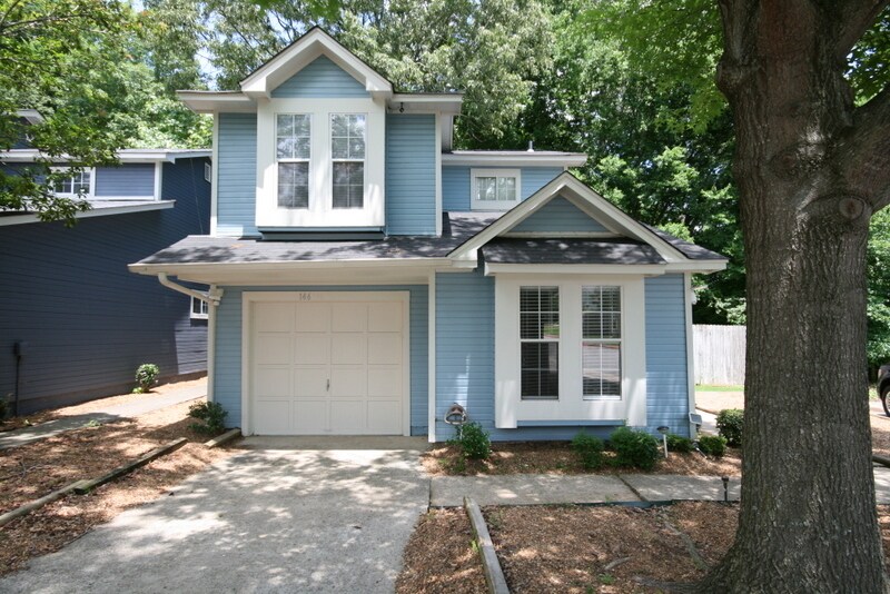 Primary Photo - 146 Bridle Trace Ln