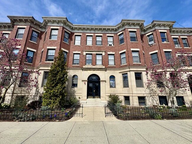 Building Photo - 1173 Commonwealth Ave