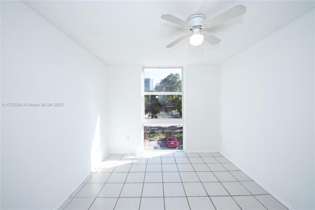 Foto del edificio - 2 bedroom in North Miami FL 33160