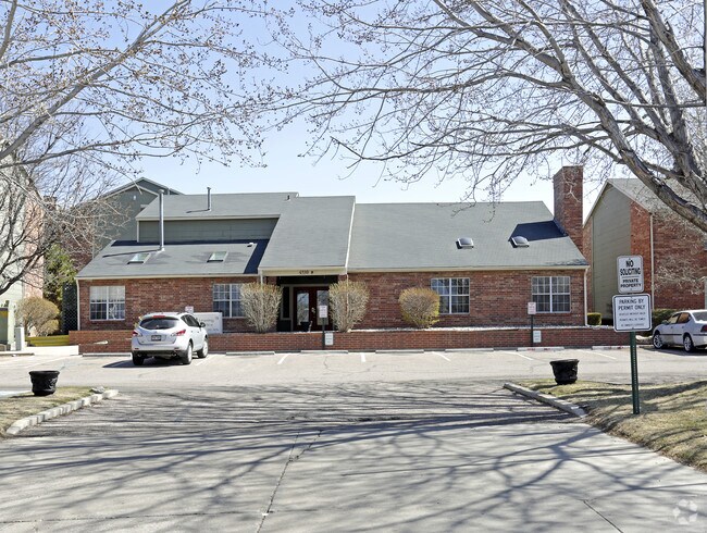 Oficina de arrendamiento - Beverly Place