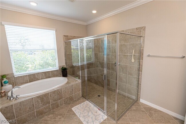 Foto del edificio - 3650 Crimson Ln