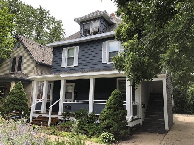 Building Photo - 310 Elmside Boulevard