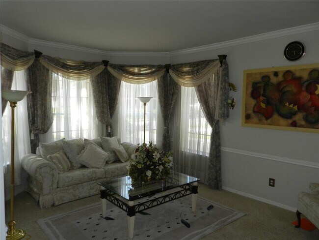 Foto del edificio - 12003 Natural Bridges Ln