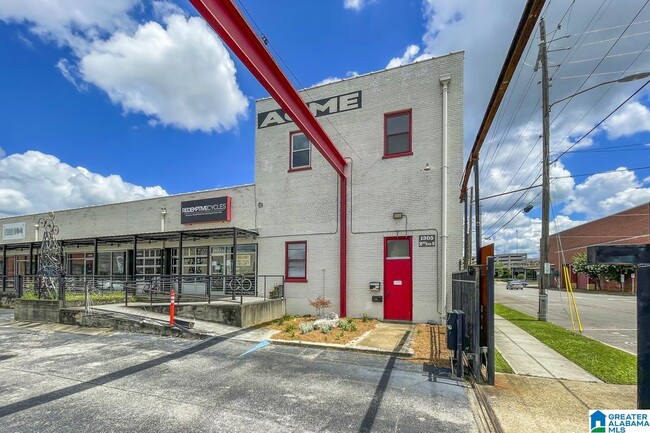 Foto del edificio - 1305 2nd Ave S