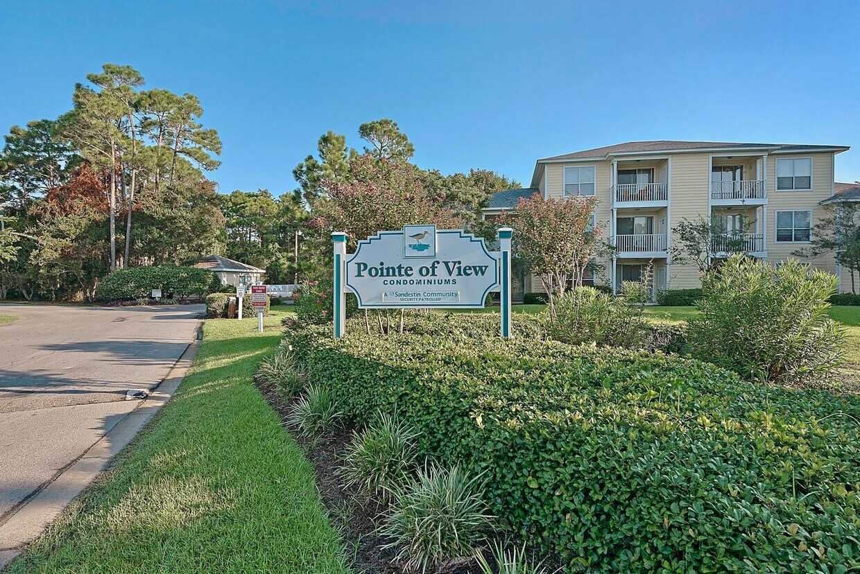 Primary Photo - Newly Renovated 1B/1B Studio Condo located...