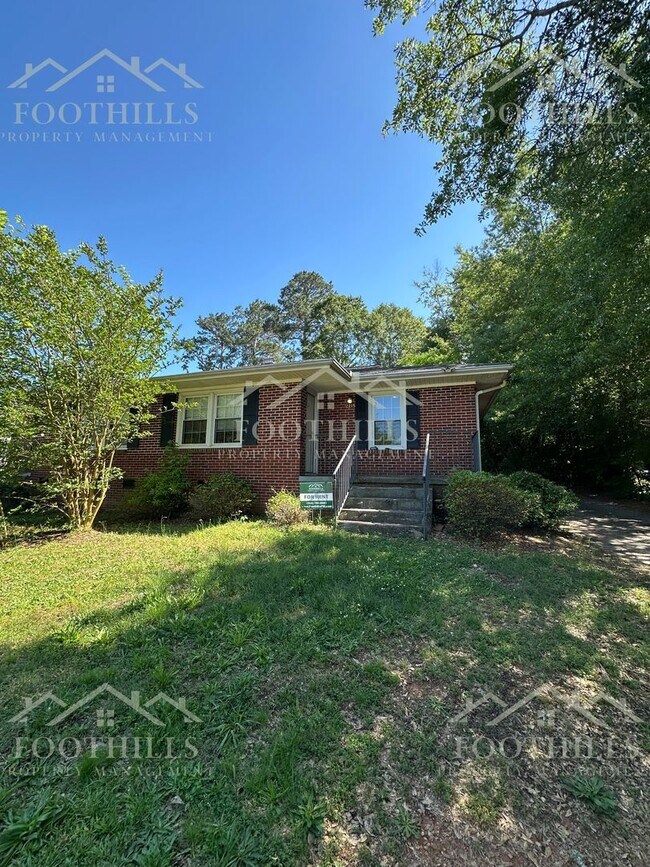 Foto del edificio - 2 Bedroom Duplex off Concord Rd