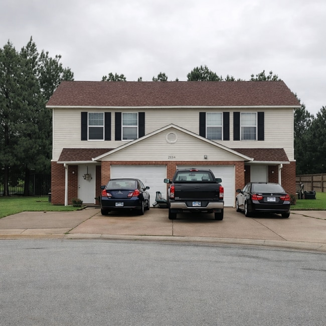 Foto del edificio - 2920 Dawn Ct