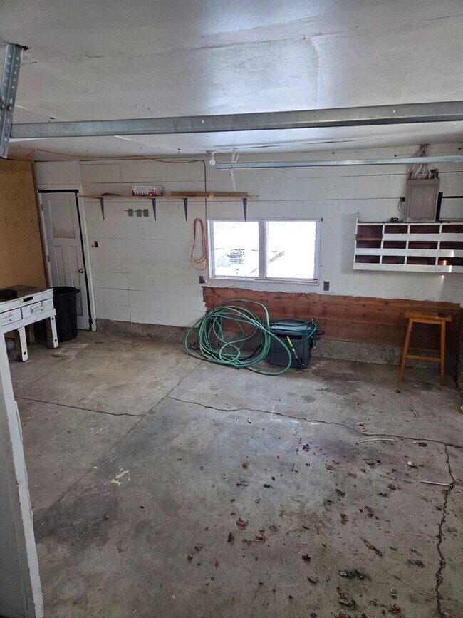 Foto del edificio - House For Rent!