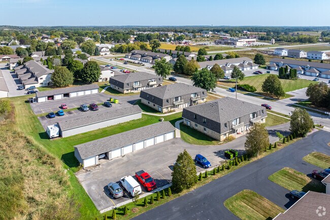 Aerial Photo - Hemlock Street Apartments