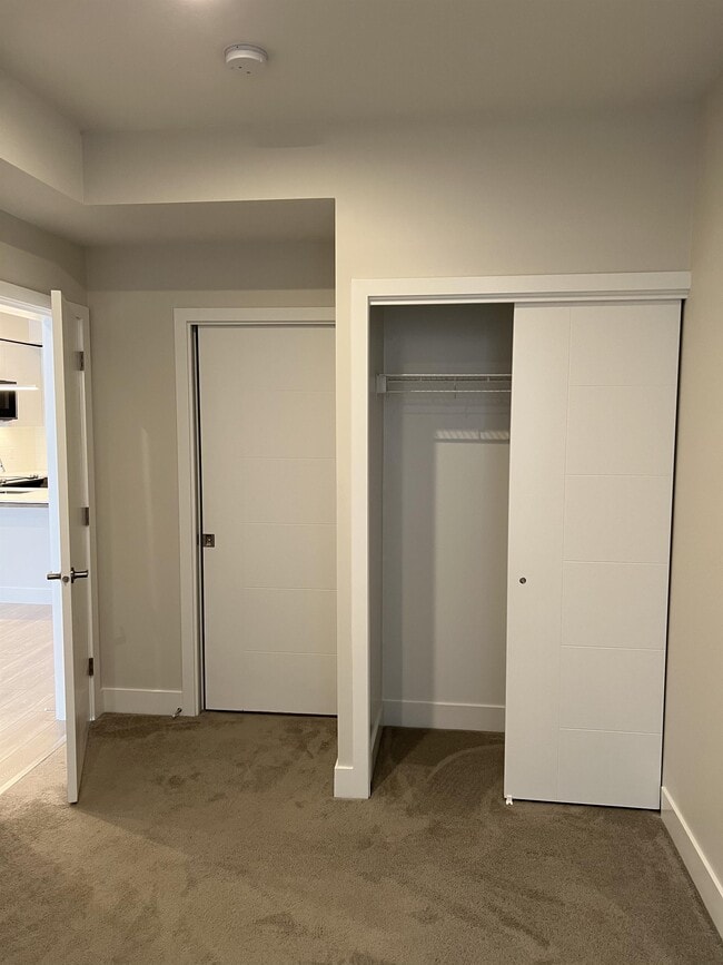 Photo du bâtiment - 45500-45500 Market Way