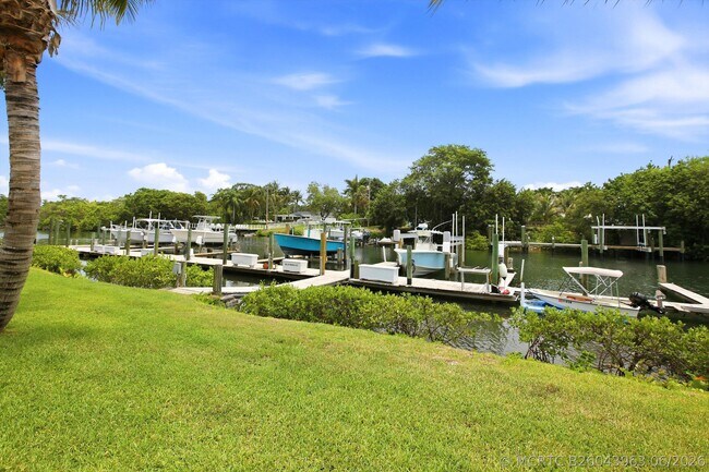 Foto del edificio - 412 Southwind Dr