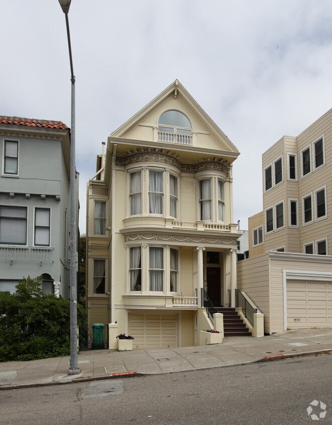 Primary Photo - 1232-1234 Chestnut St