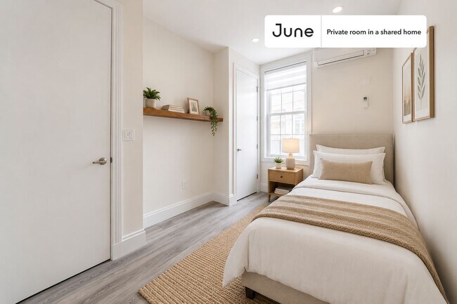 Building Photo - Room in Shared 2 bed/1 bath home