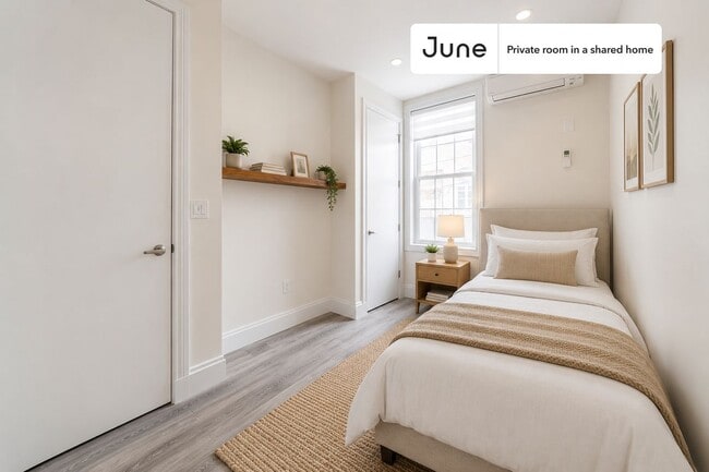 Building Photo - Room in Shared 2 bed/1 bath home