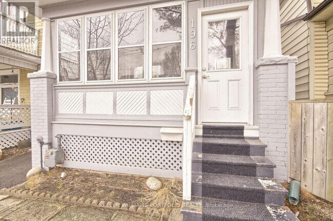 Building Photo - 196 Ashdale Ave