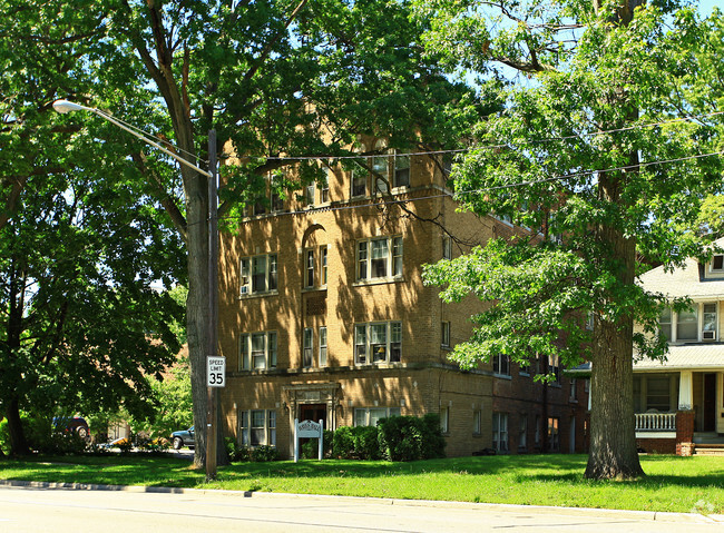 Foto del edificio - Hayes Hall