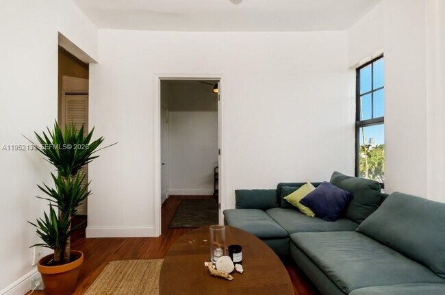 Foto del edificio - 934 Michigan Ave