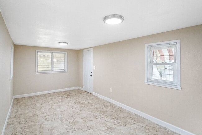 Foto del edificio - 8108 N Alaska St