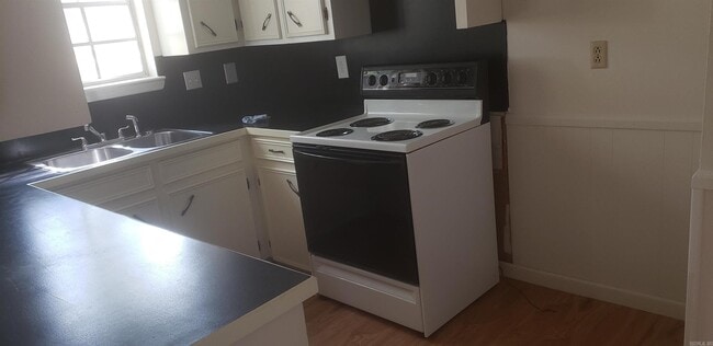 Foto del edificio - 11319 Ethan Allen Dr