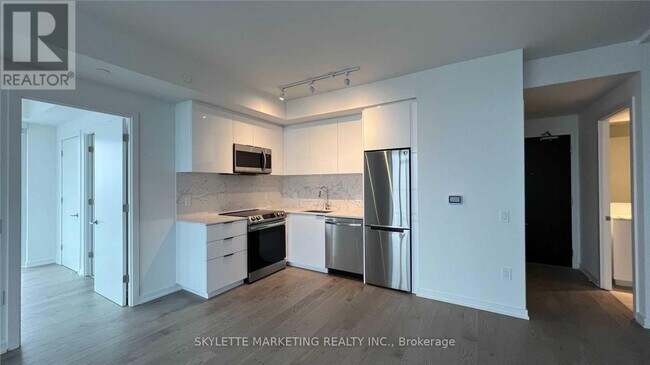 Building Photo - 50 Power St