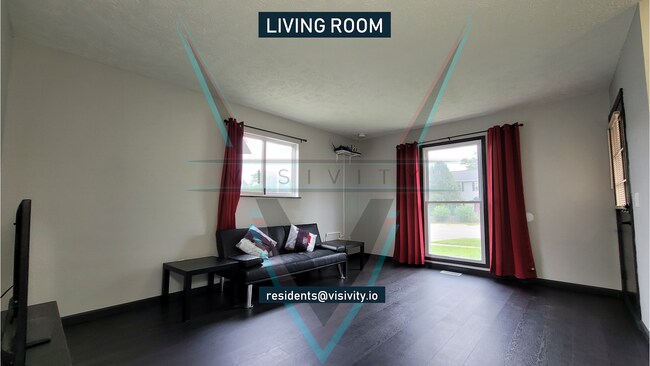 Foto del edificio - 1649 Coolidge Rd