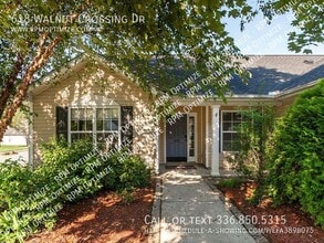 Building Photo - 618 Walnut Crossing Dr