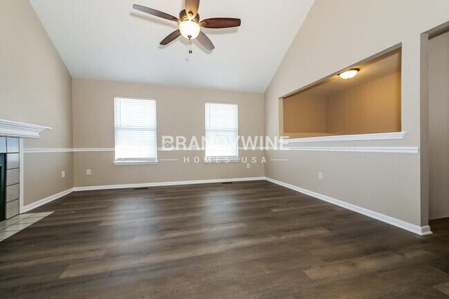 Foto del edificio - 3408 S Shrank Ct