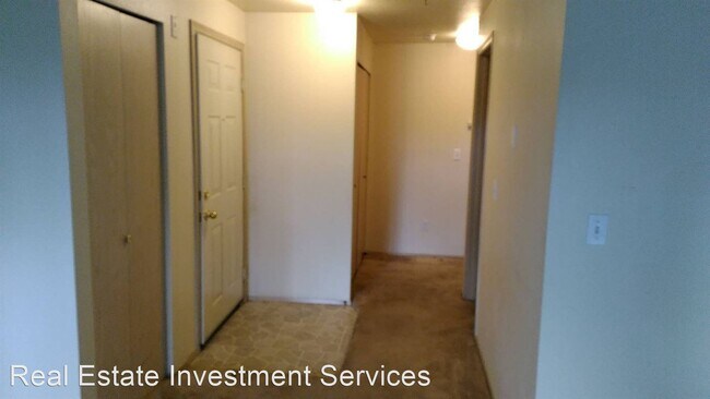 Foto del edificio - 5905-5911 93rd St SW