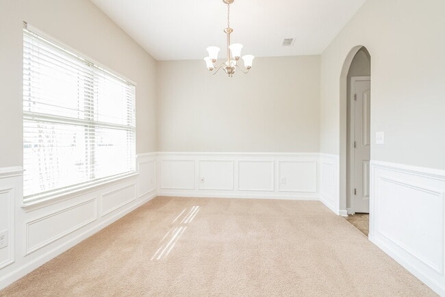 Foto del edificio - 2102 Longhunter Chase Dr