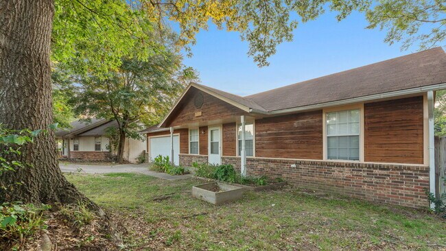 Foto del edificio - "Cozy 3-Bedroom Fayetteville Home with Mod...