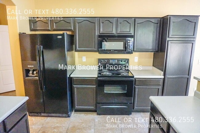 Photo - 1362 W Roadrunner Dr House