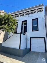 Building Photo - 479 Gates St