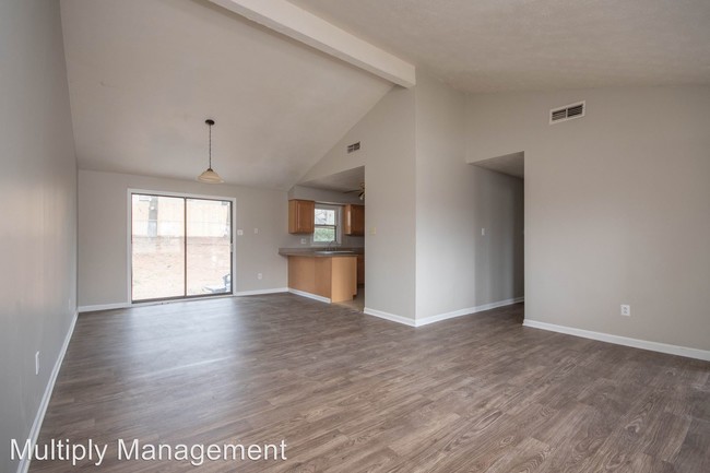 Building Photo - 3 br, 1 bath House - 1256 Fenwick Drive