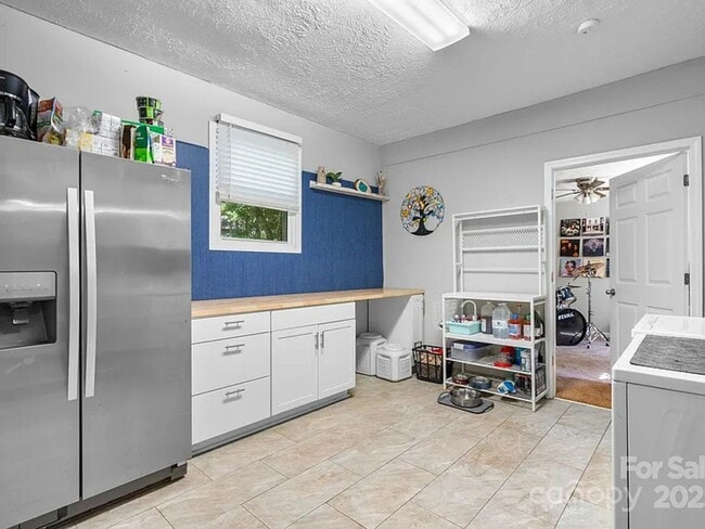 Building Photo - 6 Morgan Blvd