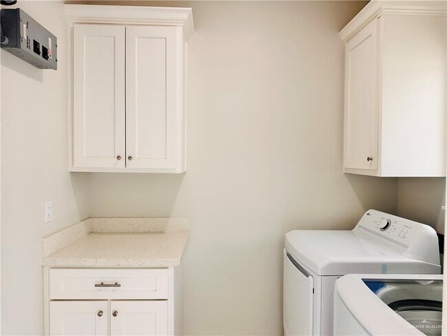 Foto del edificio - 20 N Crown Point